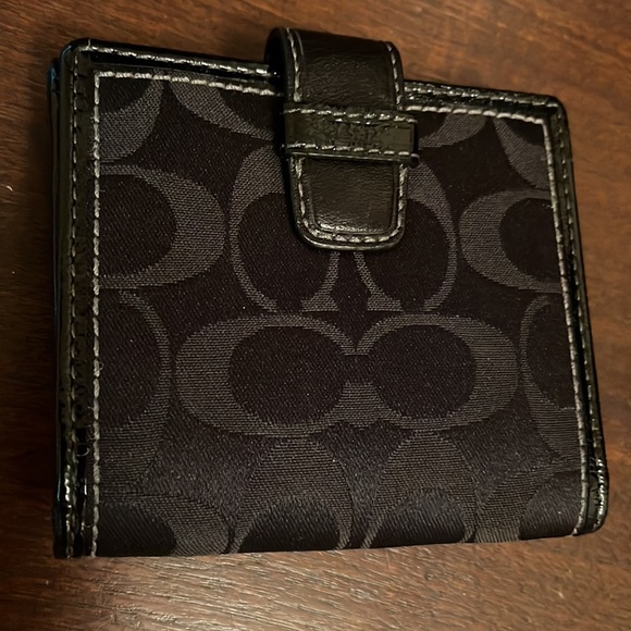 Coach wallet - Picture 3 of 7